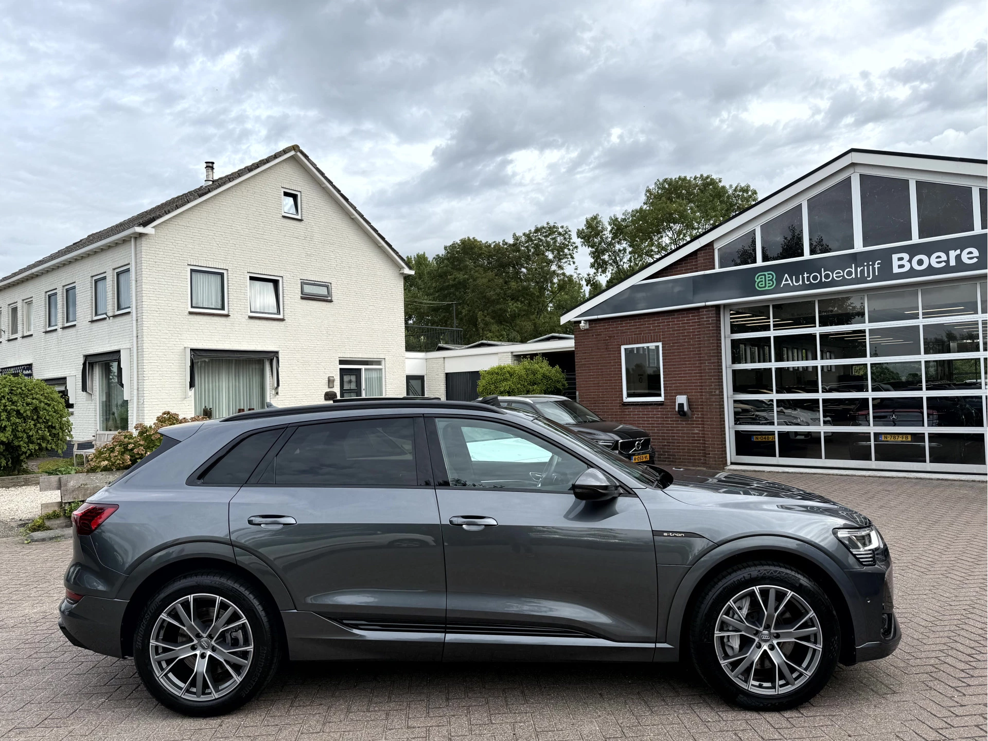 Hoofdafbeelding Audi e-tron