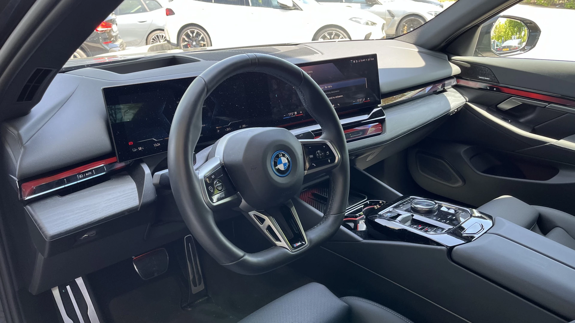 Hoofdafbeelding BMW i5