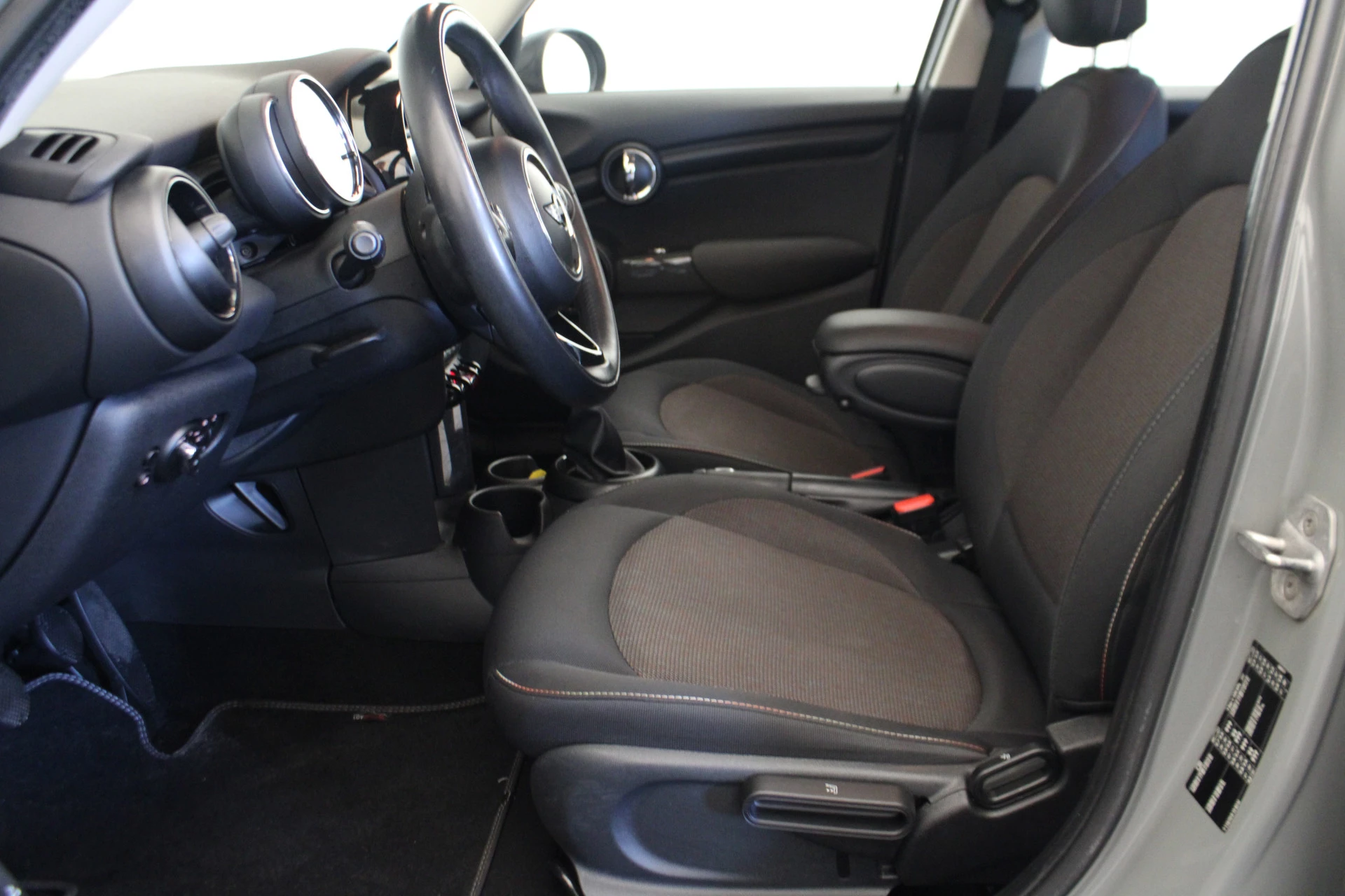 Hoofdafbeelding MINI One