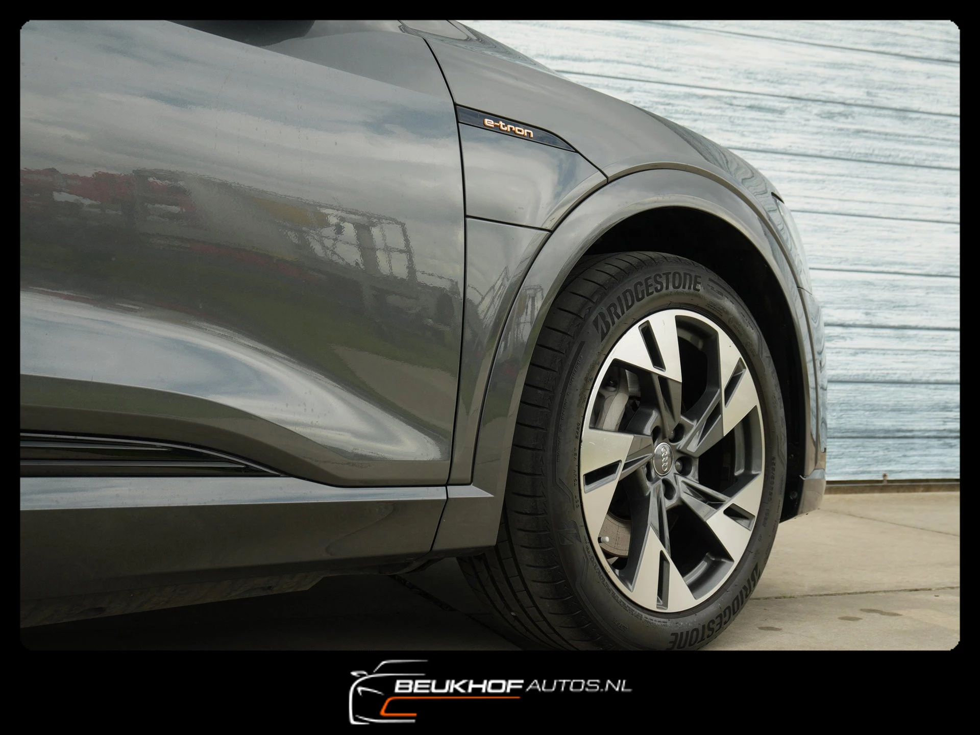 Hoofdafbeelding Audi e-tron