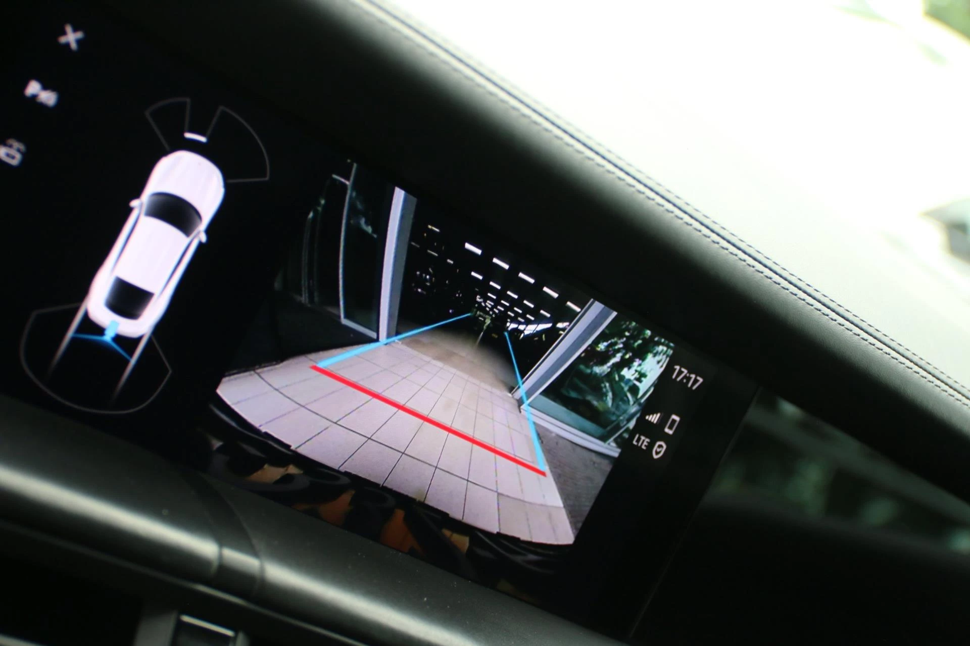 Hoofdafbeelding Porsche Taycan