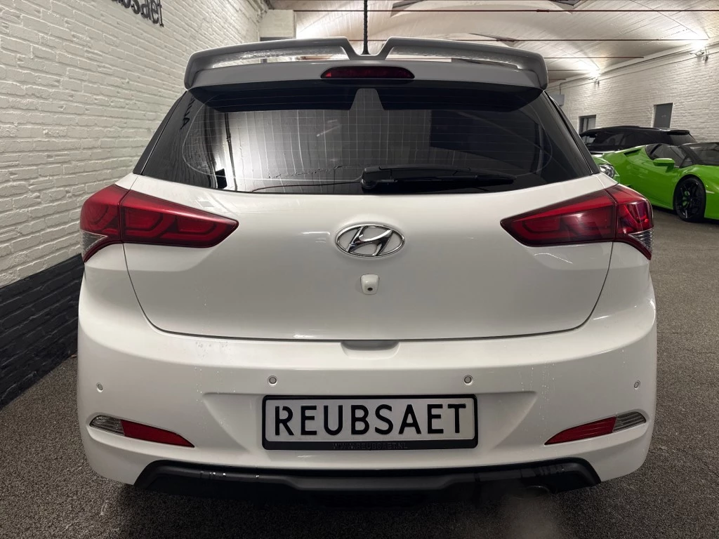 Hoofdafbeelding Hyundai i20