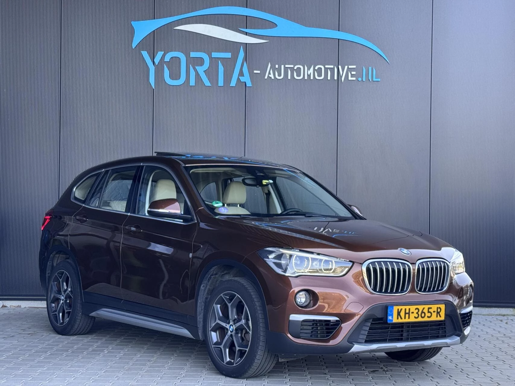 Hoofdafbeelding BMW X1