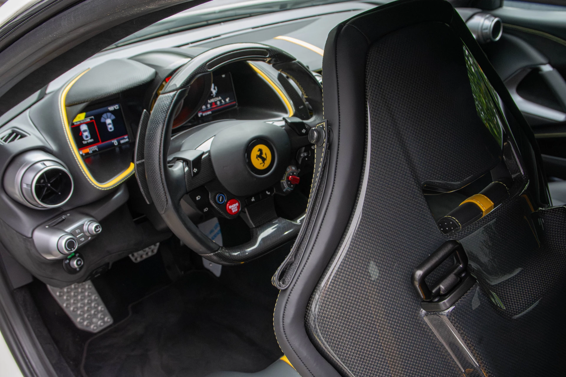 Hoofdafbeelding Ferrari 812 Superfast