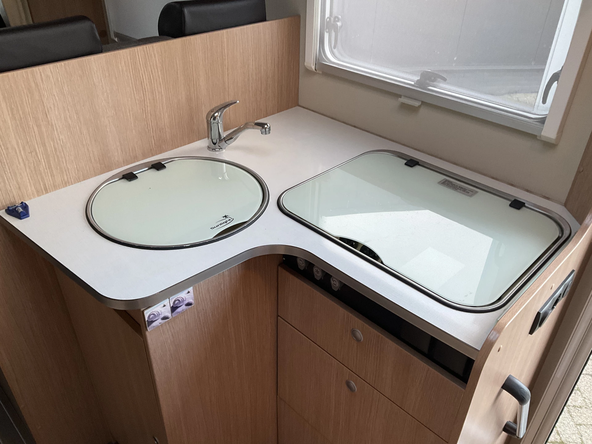 Hoofdafbeelding Carado T 59 2.3 131pk Airco Cruise Trekhaak Fietsendrager 2-Persoons Sunlight Carado