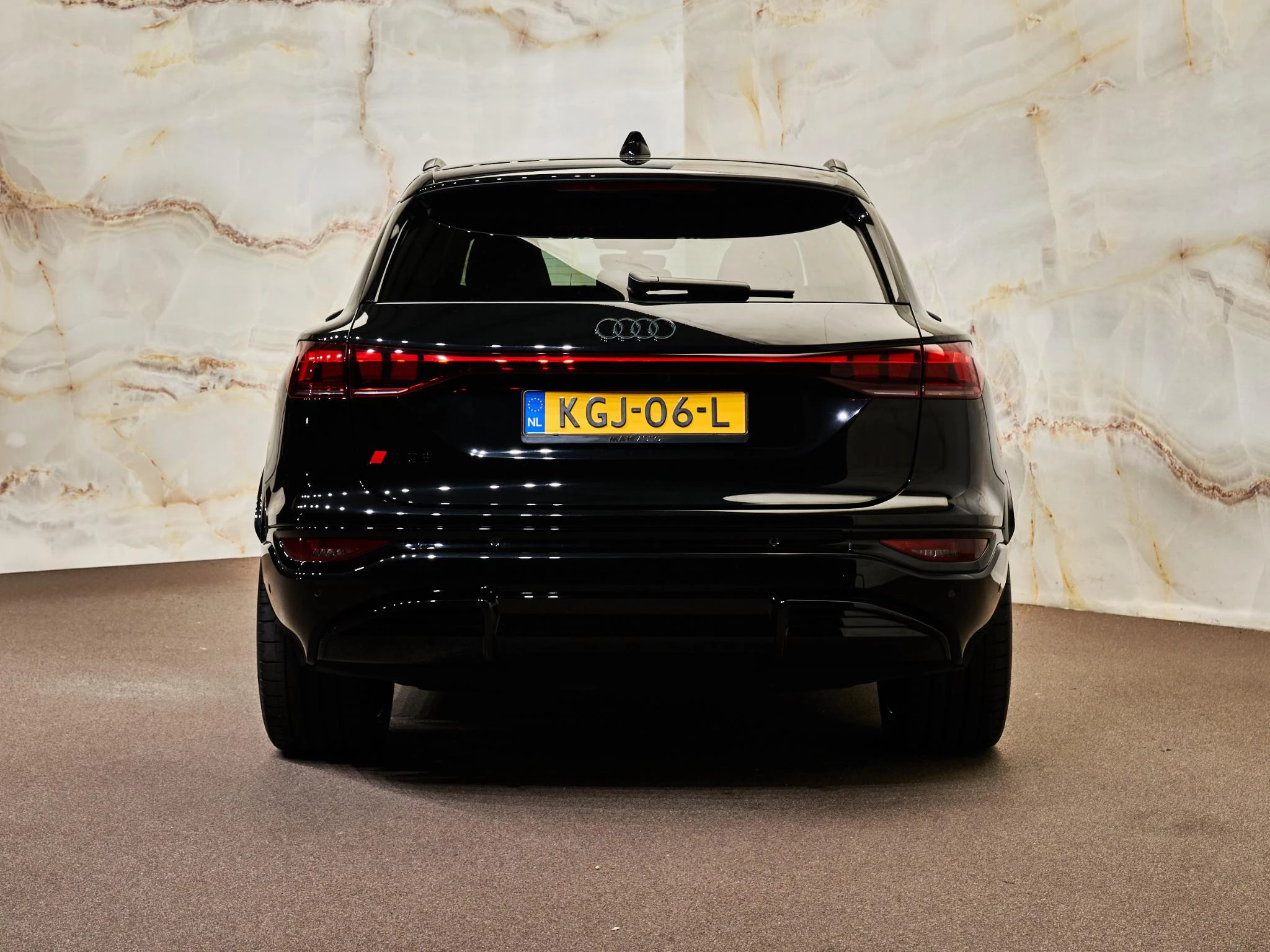 Hoofdafbeelding Audi SQ6 e-tron