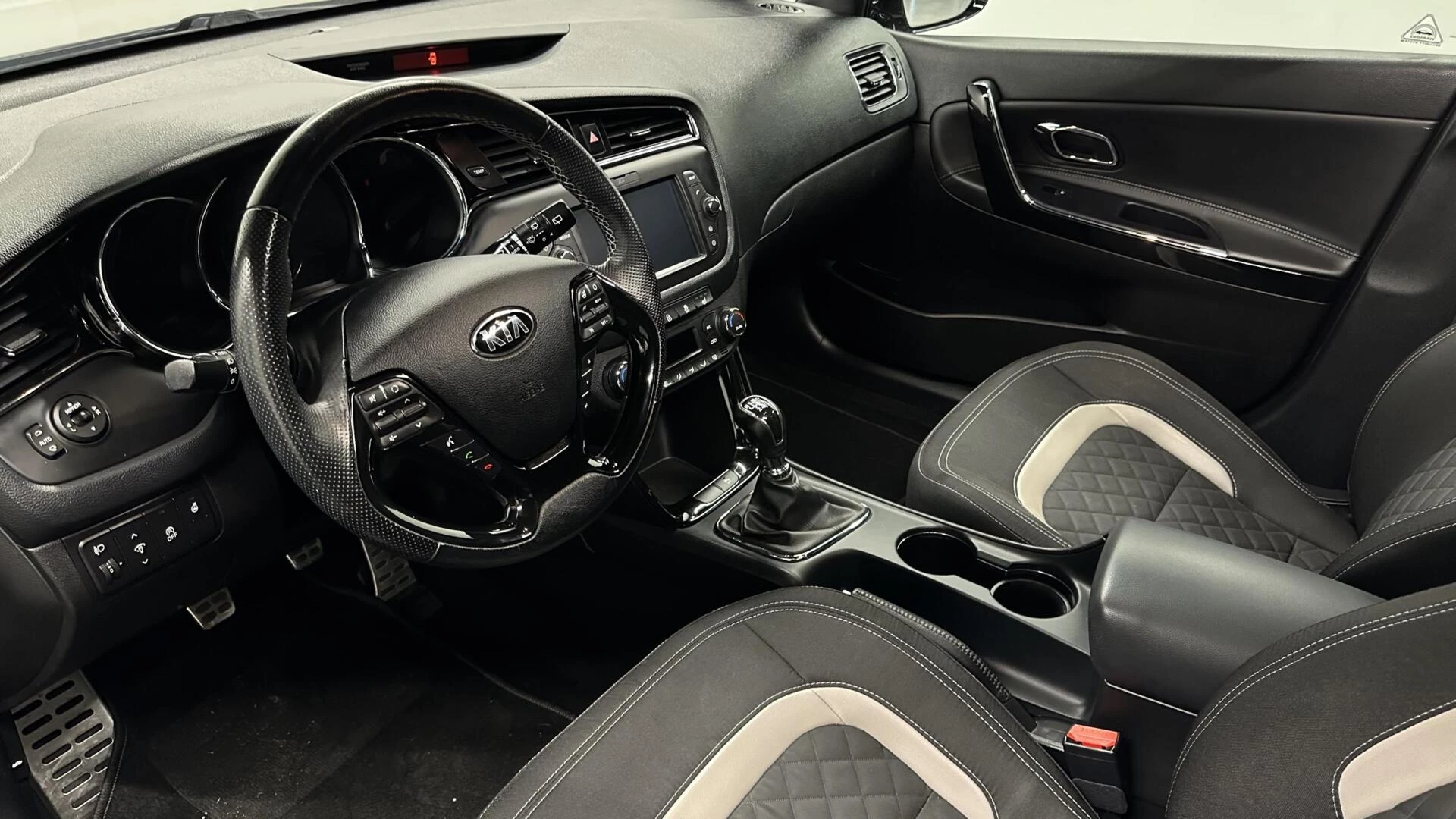 Hoofdafbeelding Kia cee'd