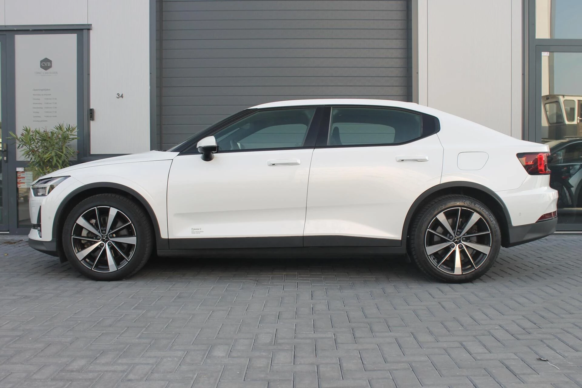 Hoofdafbeelding Polestar 2