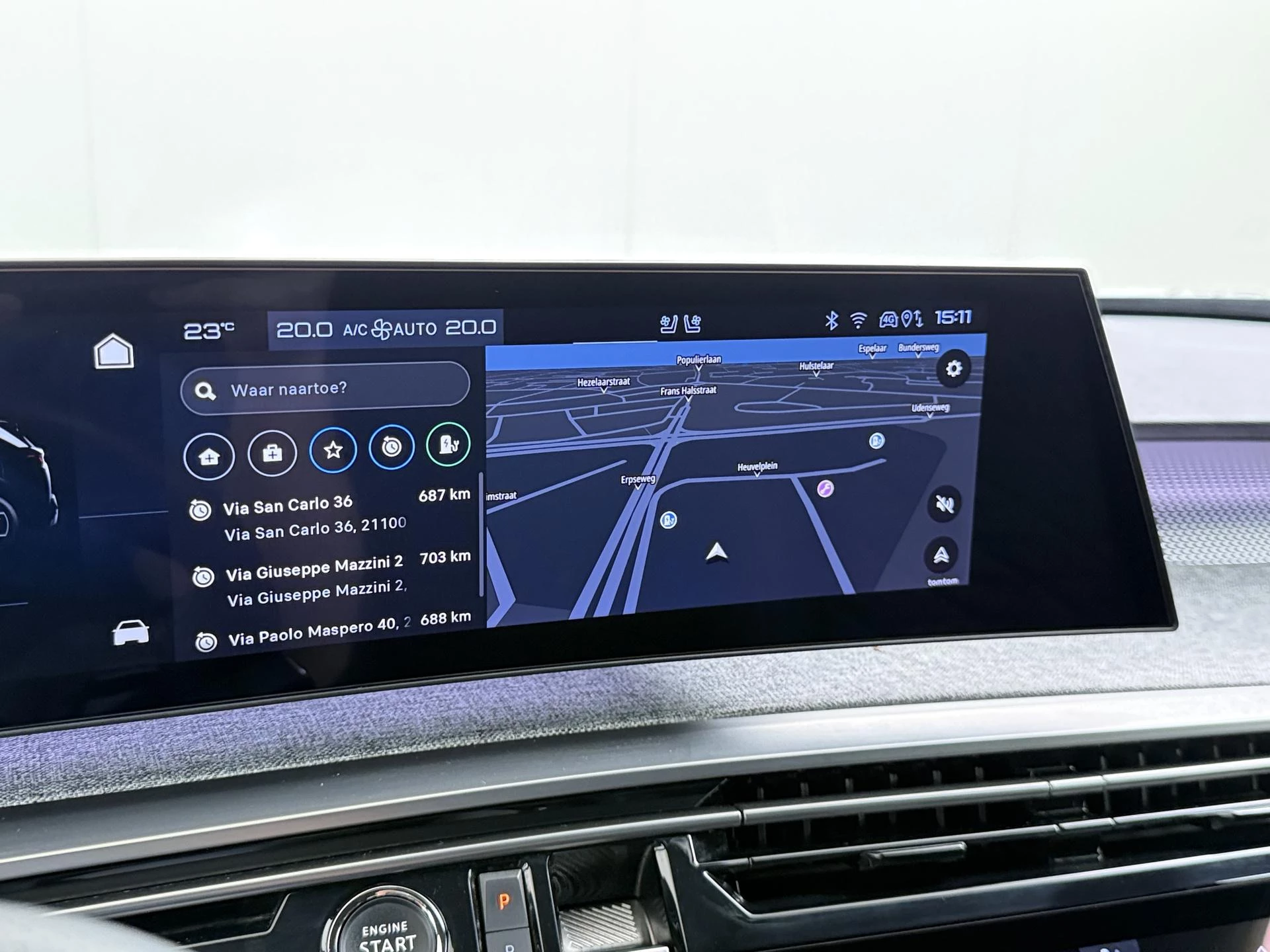 Hoofdafbeelding Peugeot e-5008