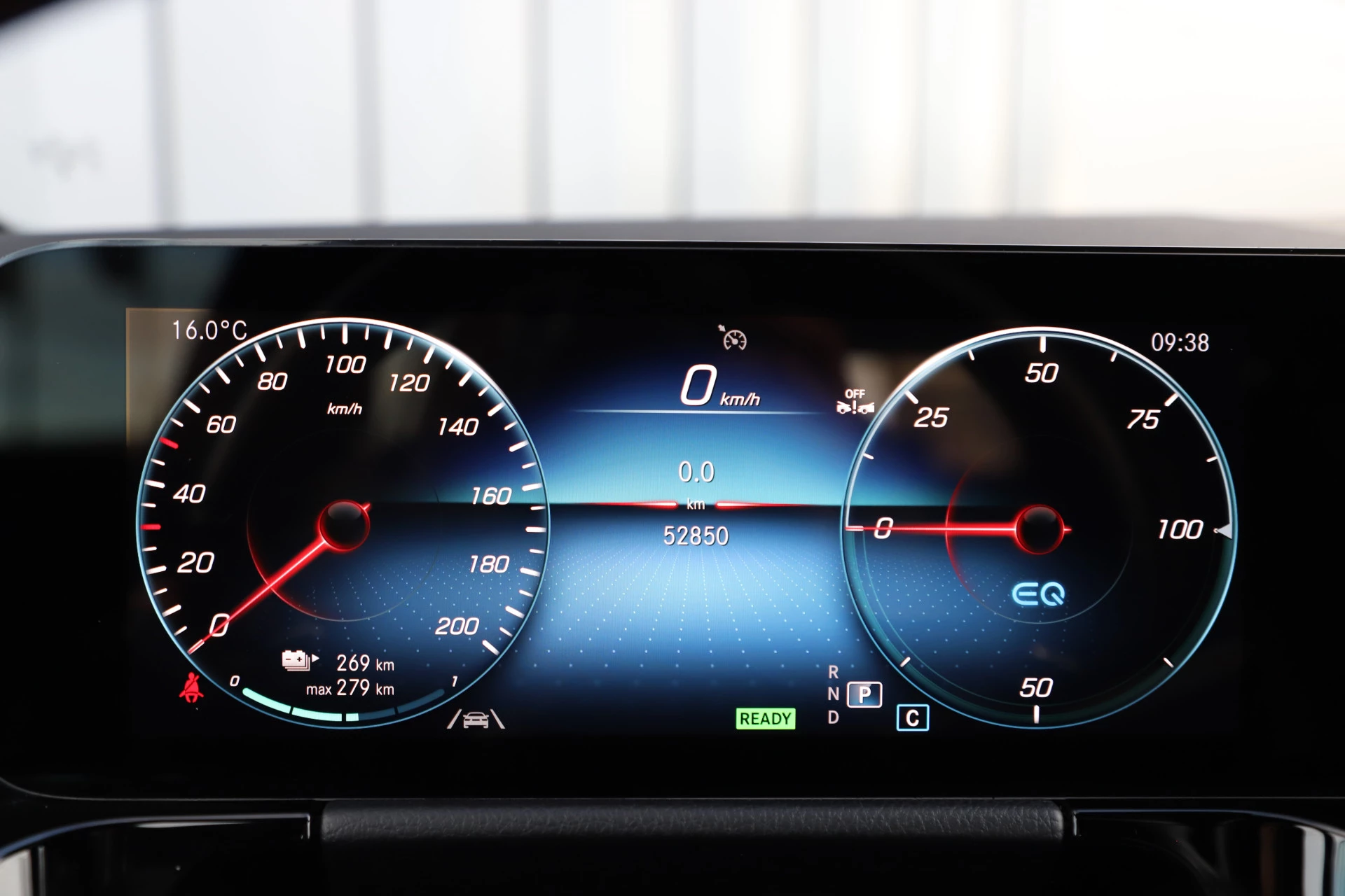 Hoofdafbeelding Mercedes-Benz EQA