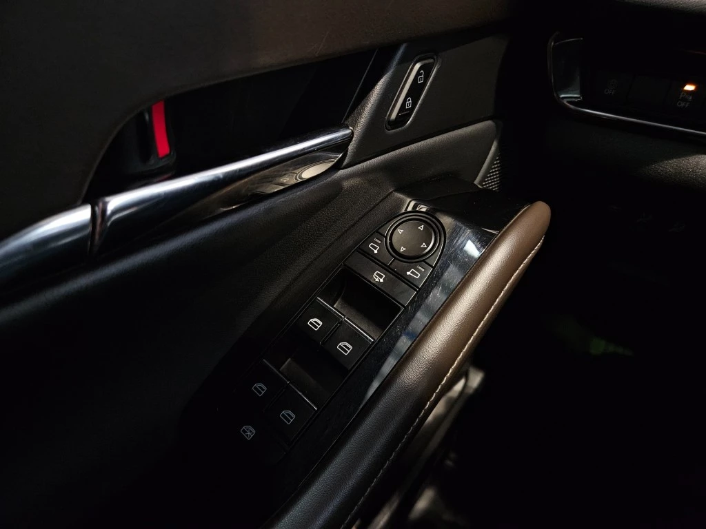 Hoofdafbeelding Mazda CX-30