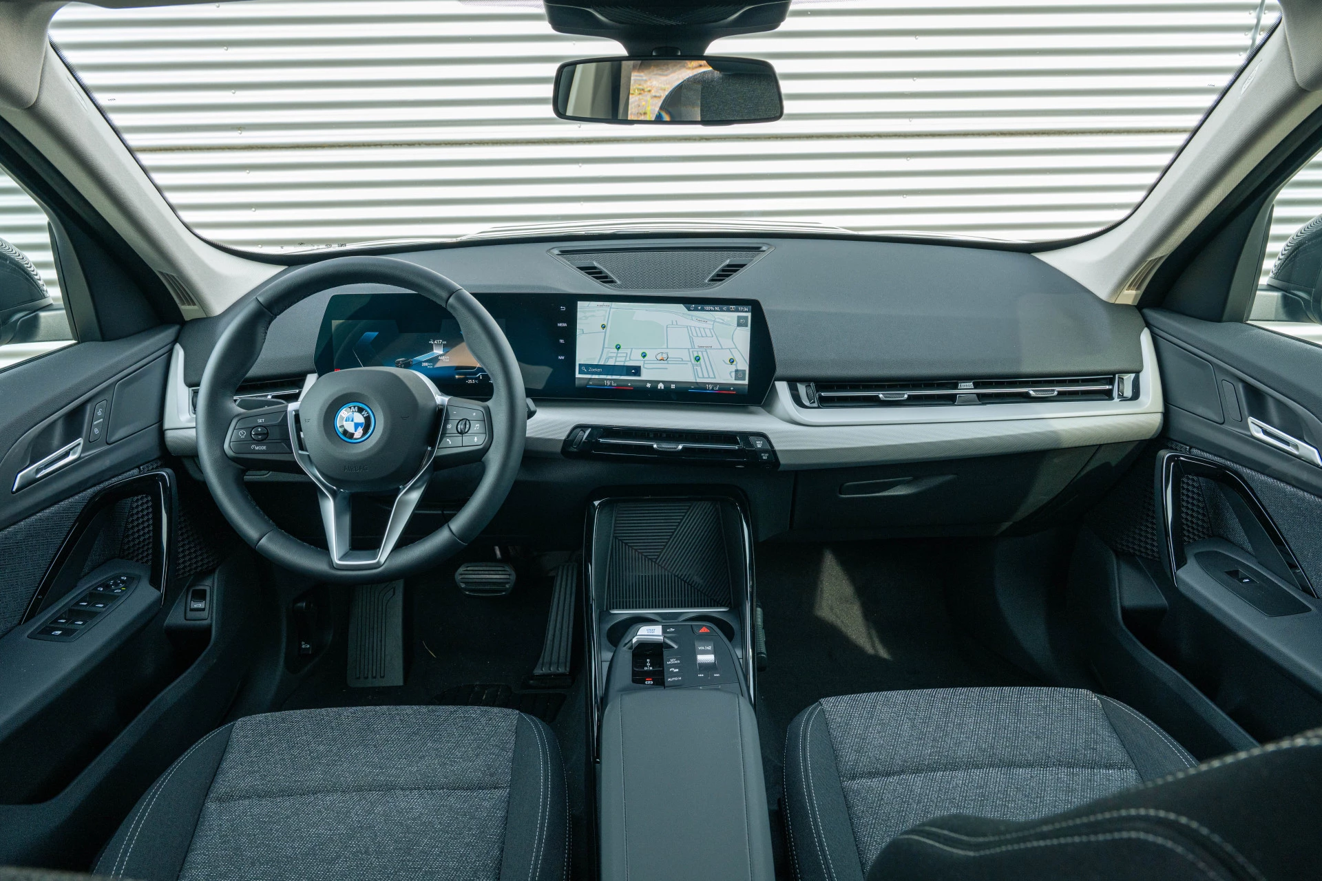 Hoofdafbeelding BMW iX1