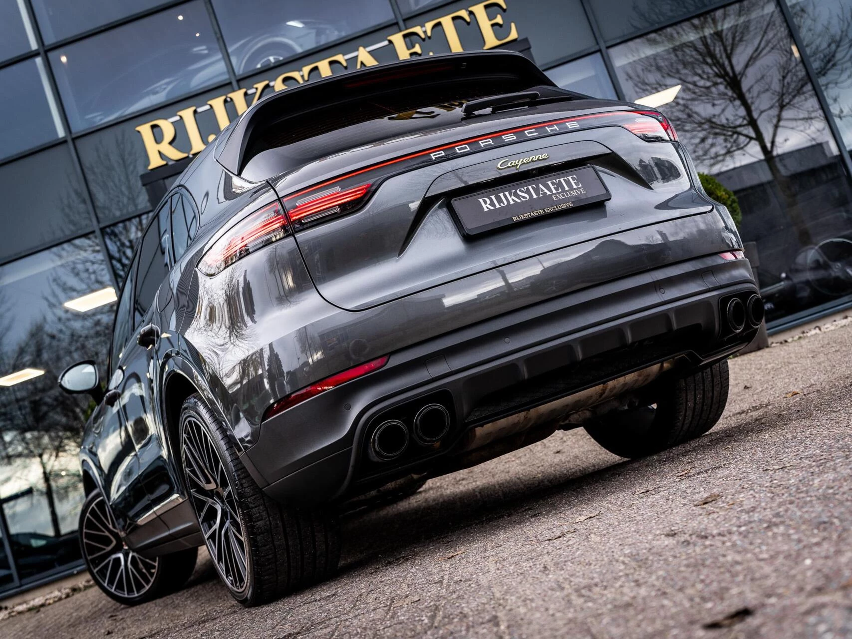 Hoofdafbeelding Porsche Cayenne