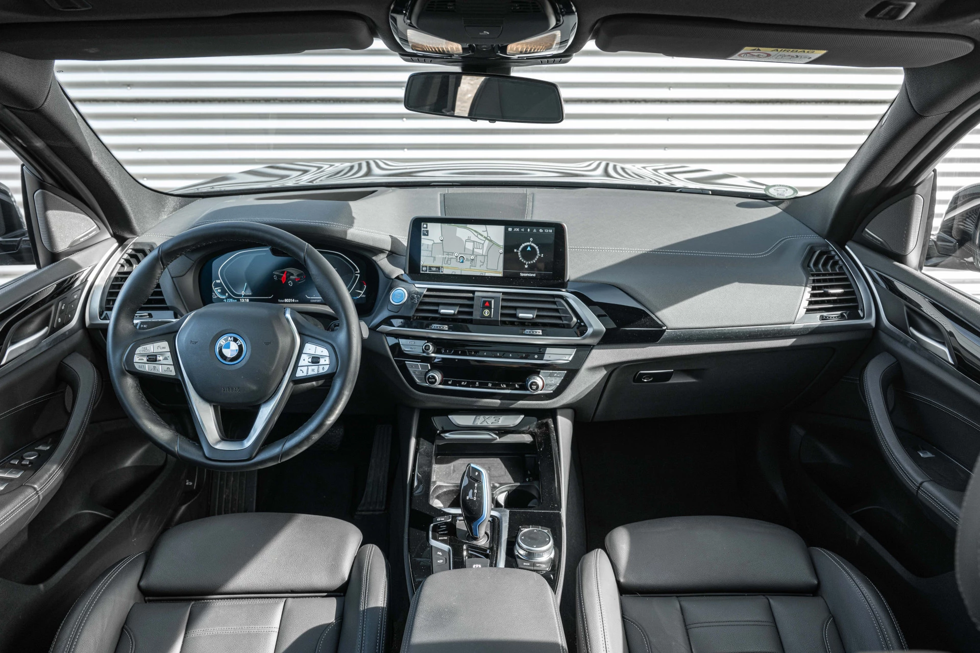 Hoofdafbeelding BMW iX3