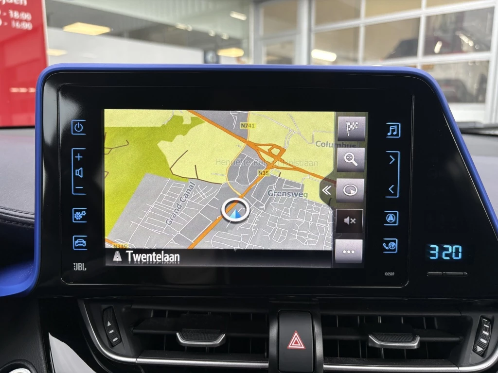 Hoofdafbeelding Toyota C-HR