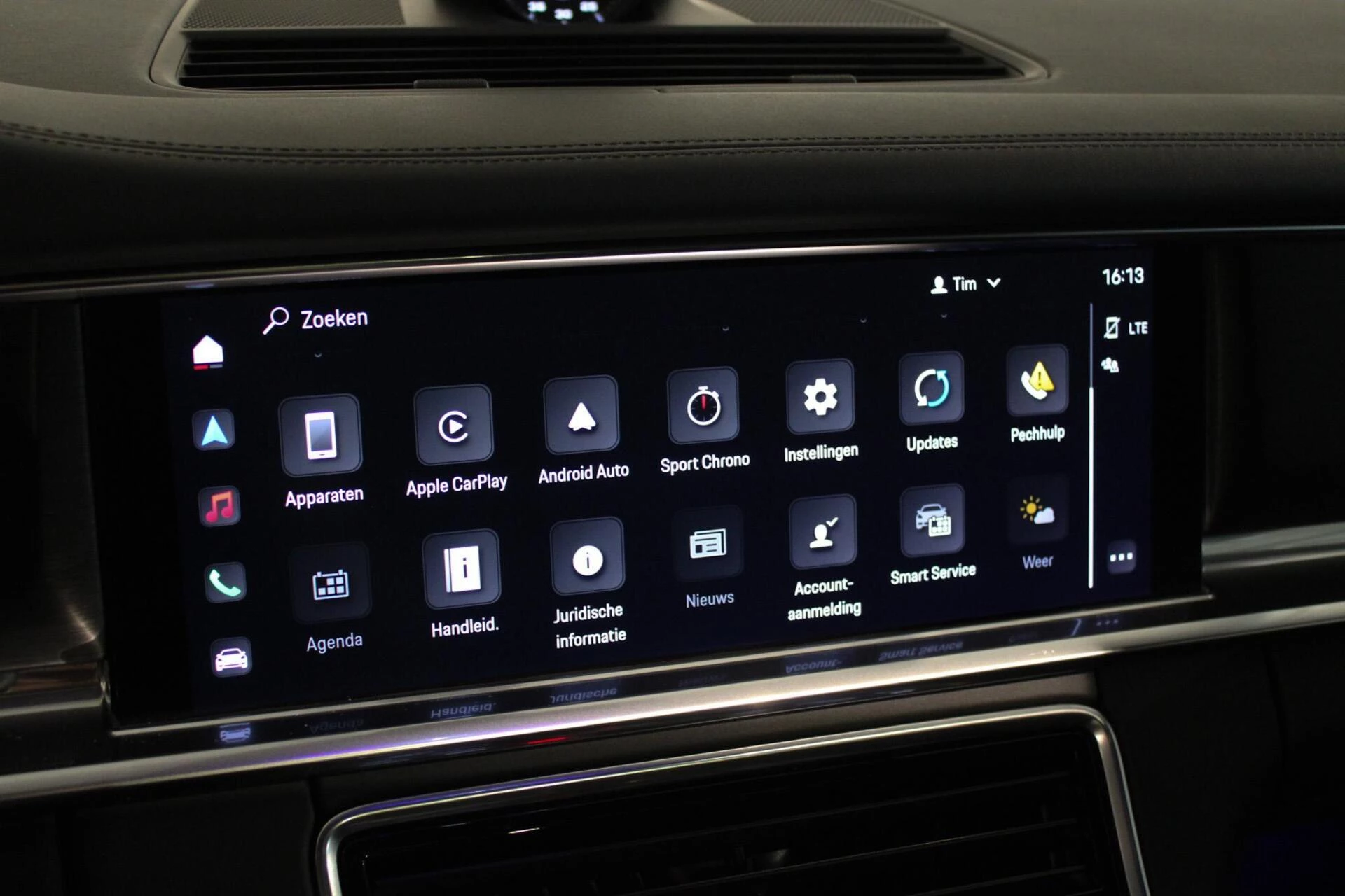 Hoofdafbeelding Porsche Panamera