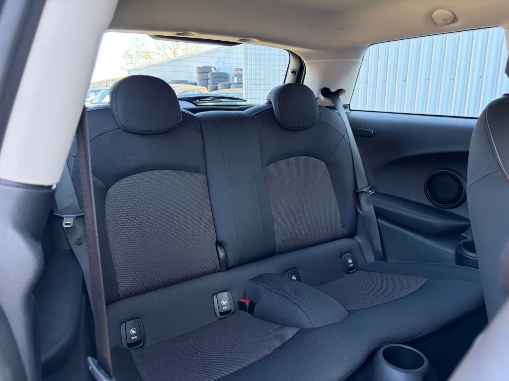 Hoofdafbeelding MINI One