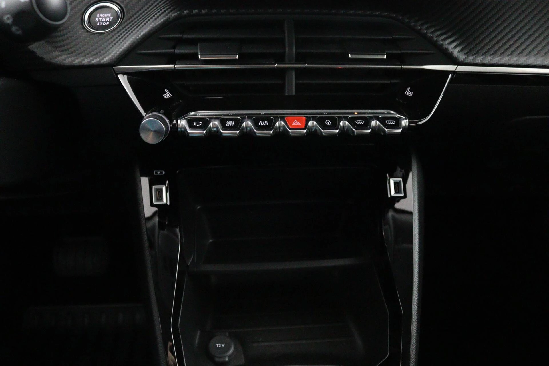 Hoofdafbeelding Peugeot e-2008