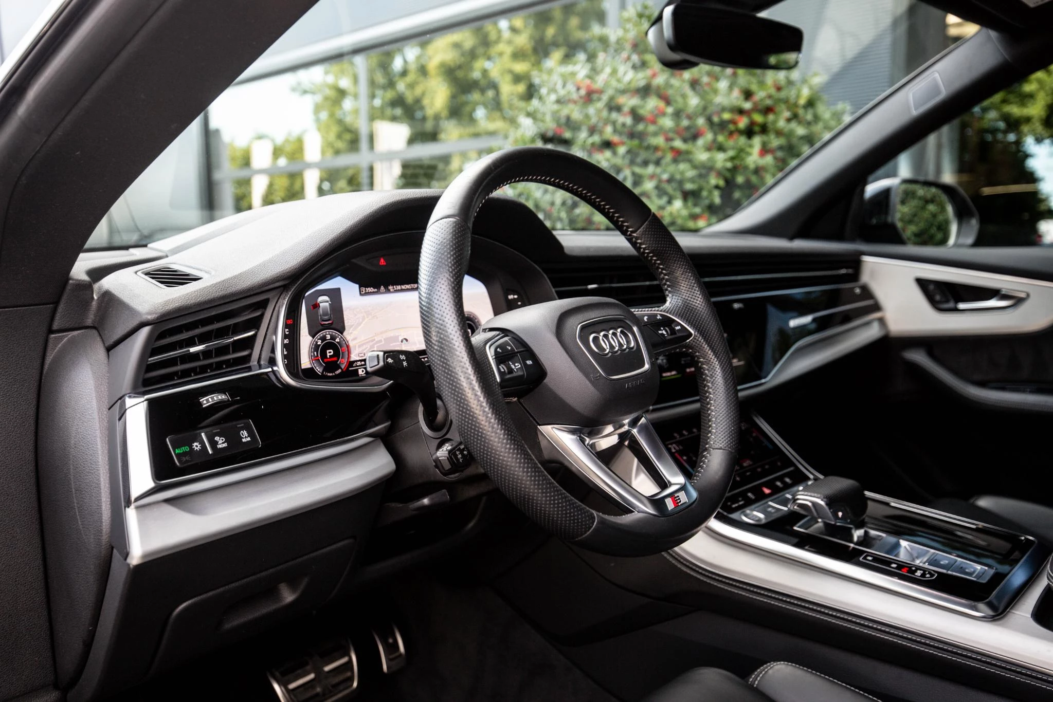 Hoofdafbeelding Audi Q8
