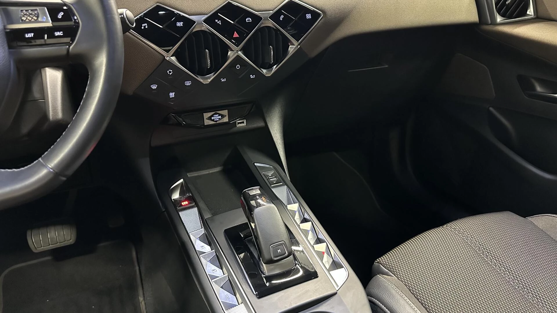 Hoofdafbeelding DS DS 3