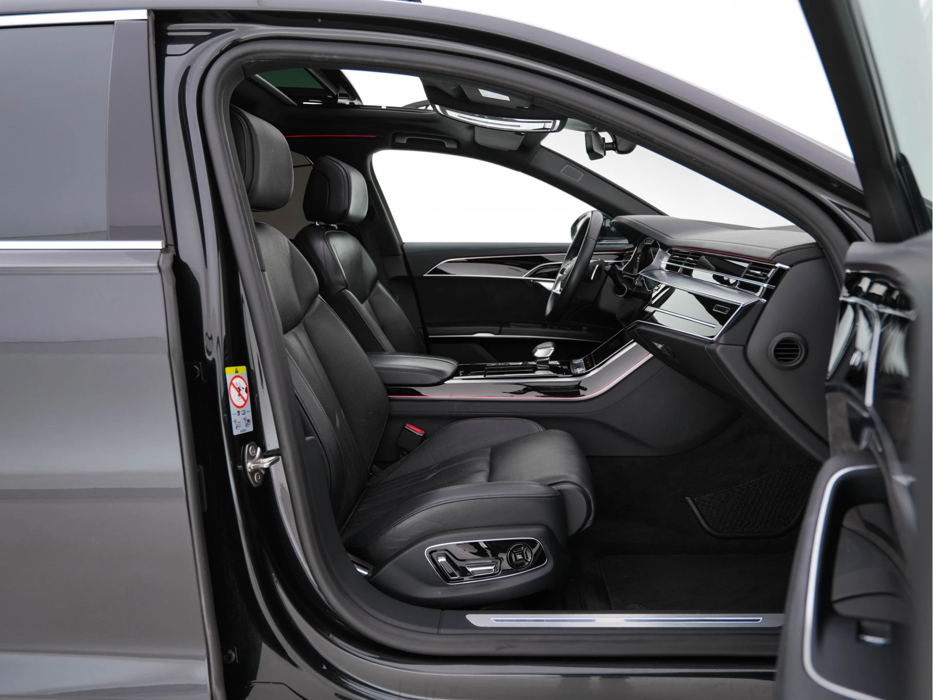 Hoofdafbeelding Audi A8