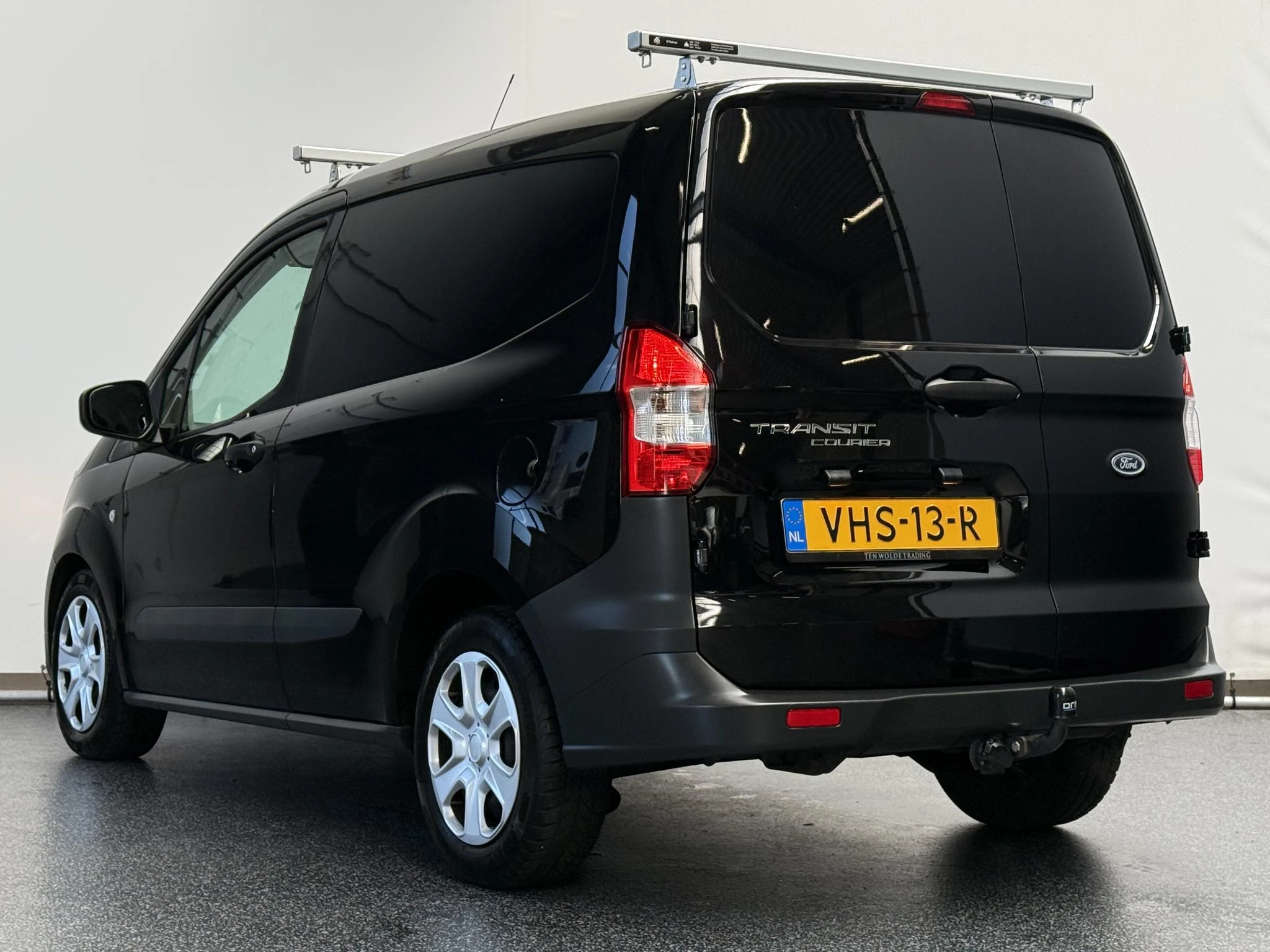 Hoofdafbeelding Ford Transit Courier