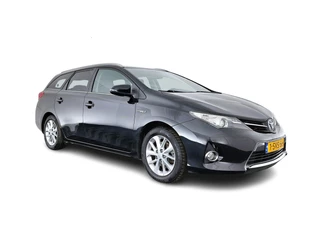 Hoofdafbeelding Toyota Auris Toyota Auris Touring Sports 1.8 Hybrid Lease Aut. *PANO | NAVI-FULLMAP | KEYLESS | CAMERA | COMFORT-SEATS | ECC | PDC | CRUISE | TOWBAR | 16''ALU*