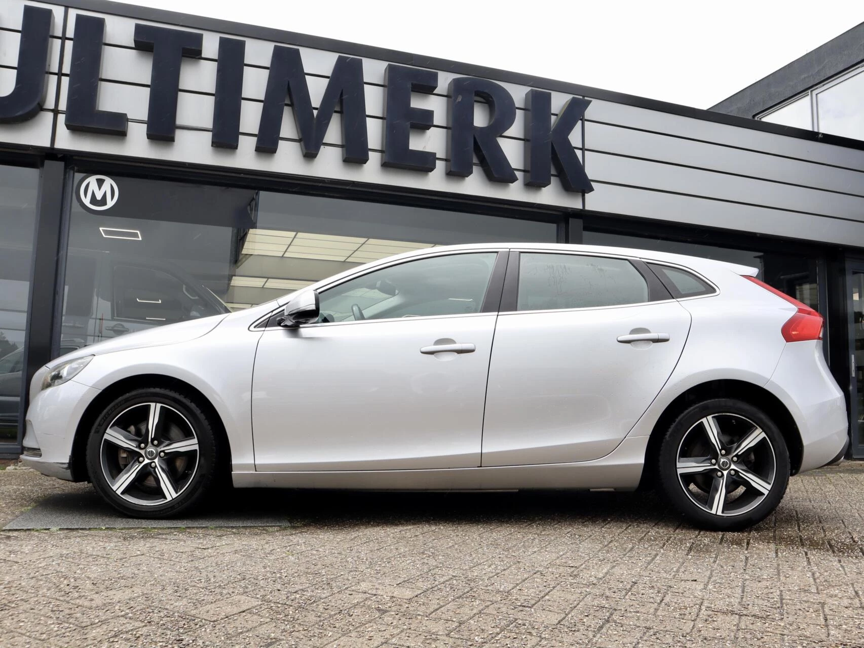 Hoofdafbeelding Volvo V40