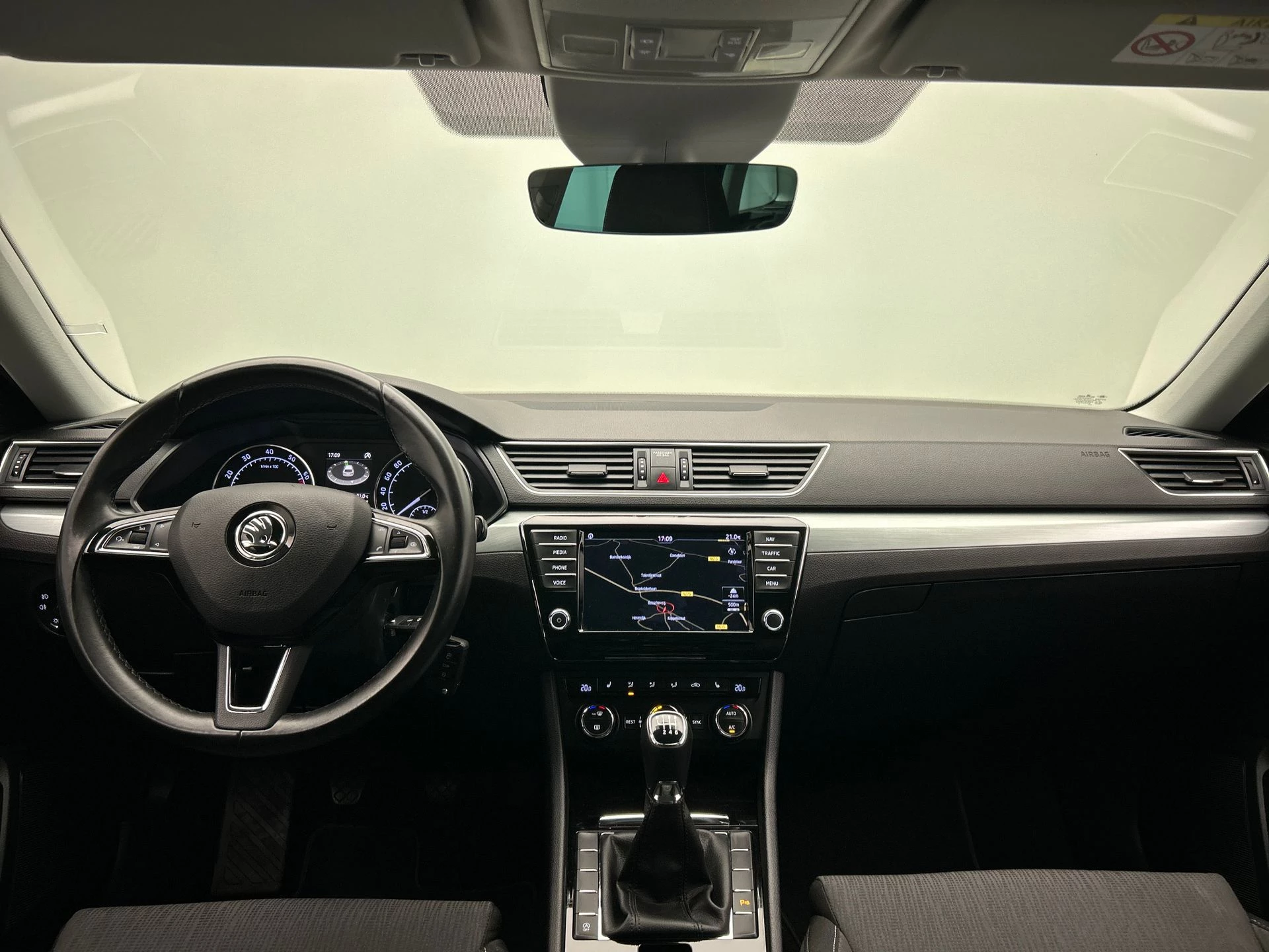 Hoofdafbeelding Škoda Superb