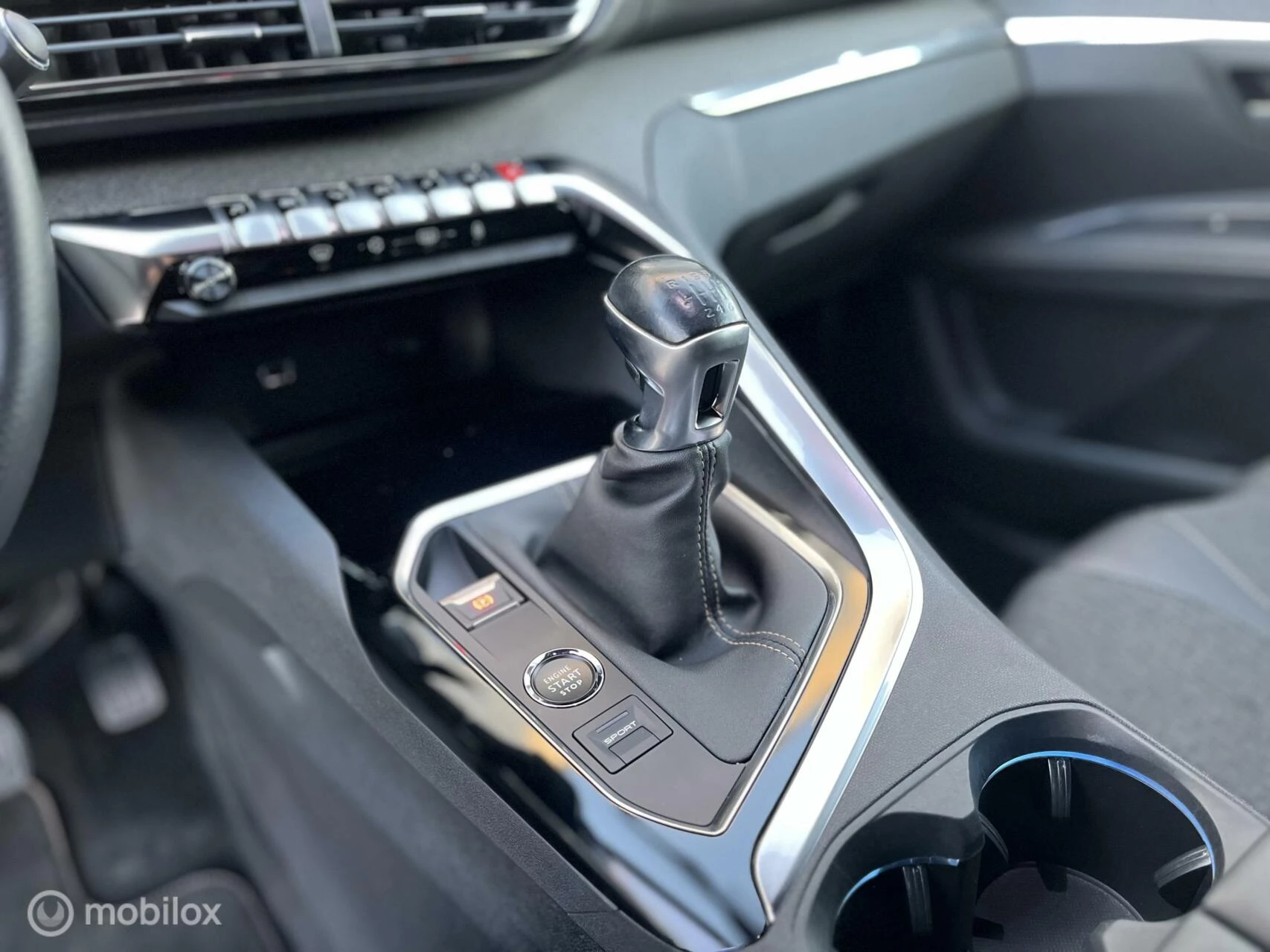 Hoofdafbeelding Peugeot 5008