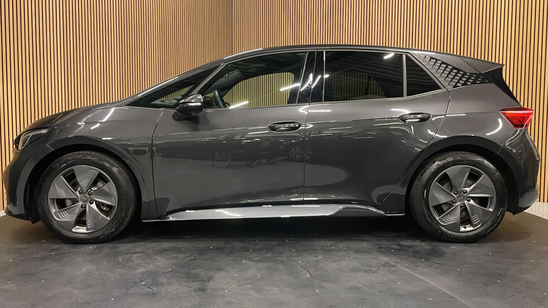 Hoofdafbeelding CUPRA Born