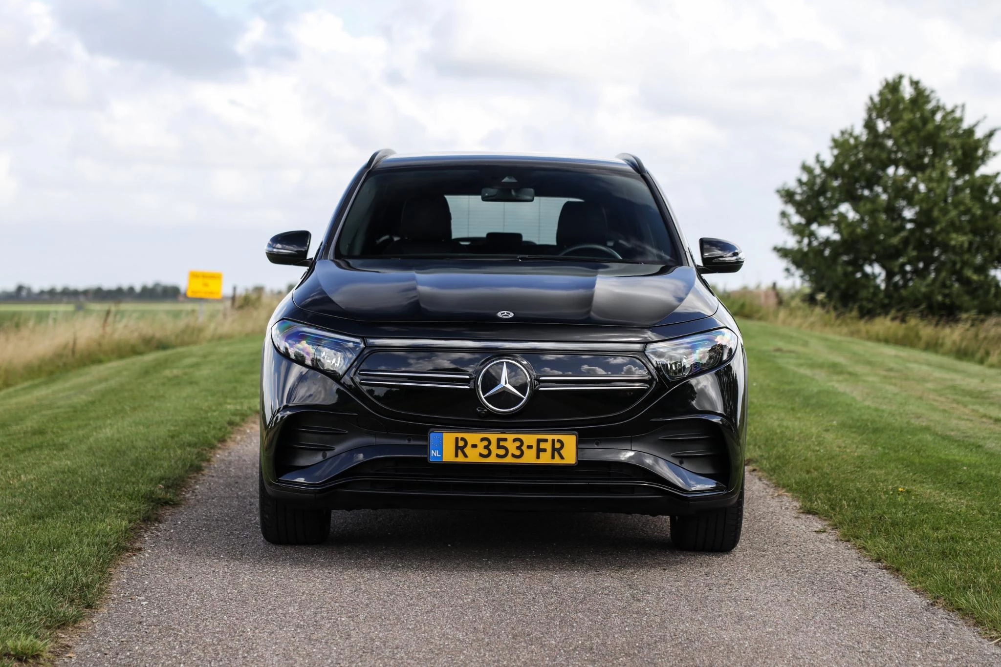 Hoofdafbeelding Mercedes-Benz EQA