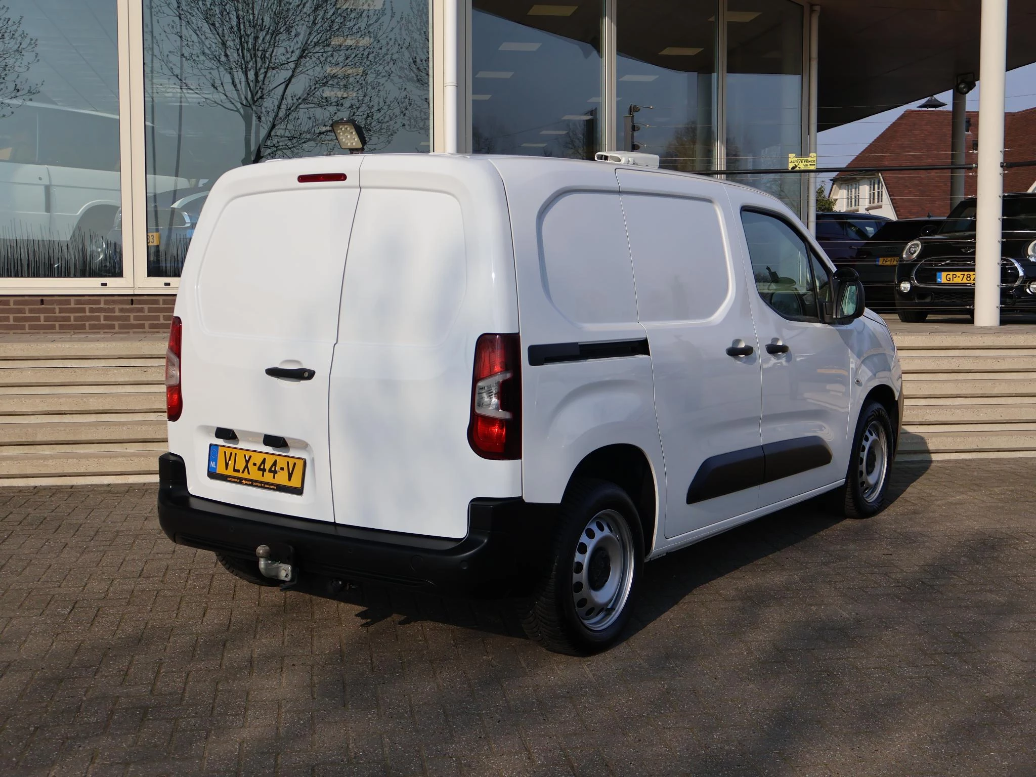 Hoofdafbeelding Peugeot Partner