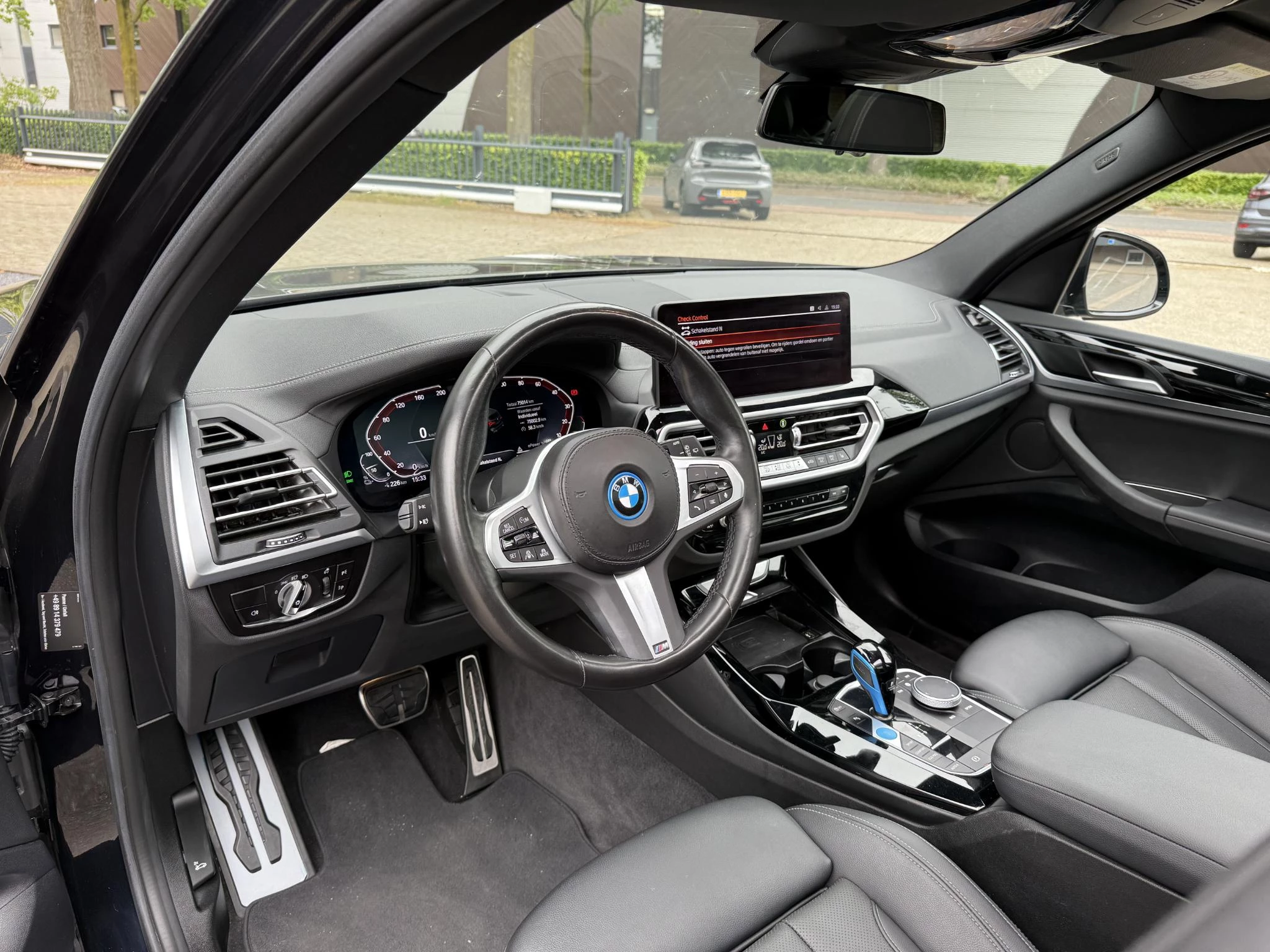 Hoofdafbeelding BMW iX3