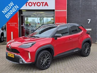 Toyota Yaris Cross 1.5 Hybrid Adventure TREKHAAK ELEK. ACHTERKLEP PDC LAGE KM-STAND APPLE & ANDROID BI-TONE HEAD-UP BLIND SPOT