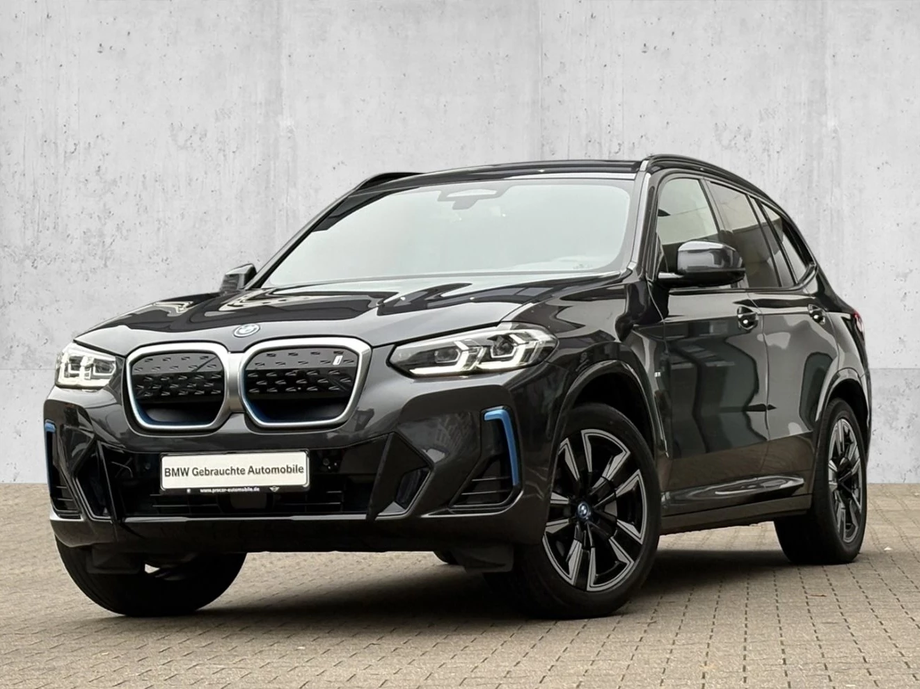 Hoofdafbeelding BMW iX3