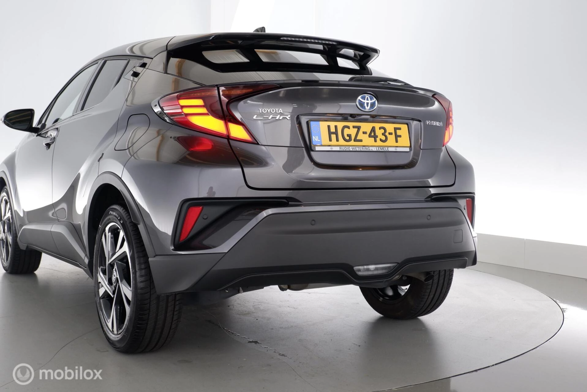 Hoofdafbeelding Toyota C-HR