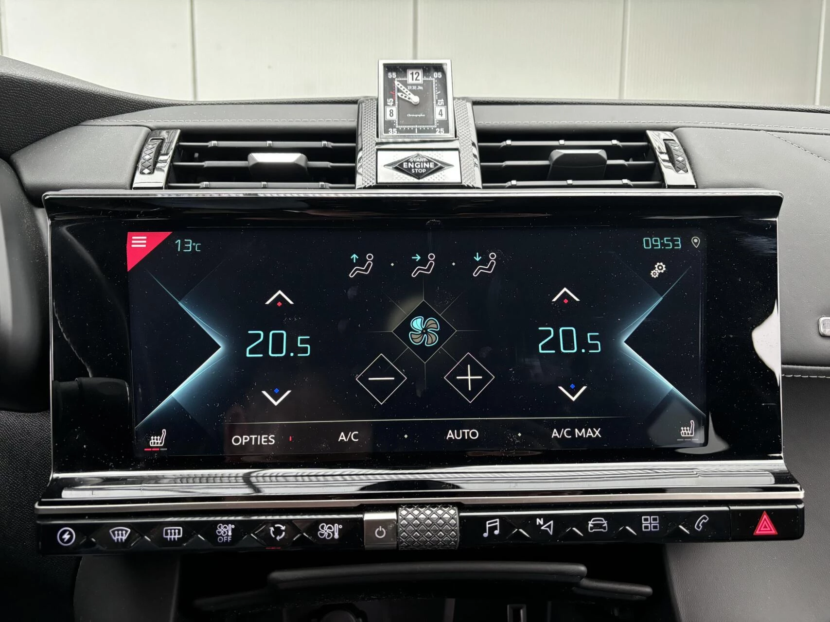 Hoofdafbeelding DS DS 7