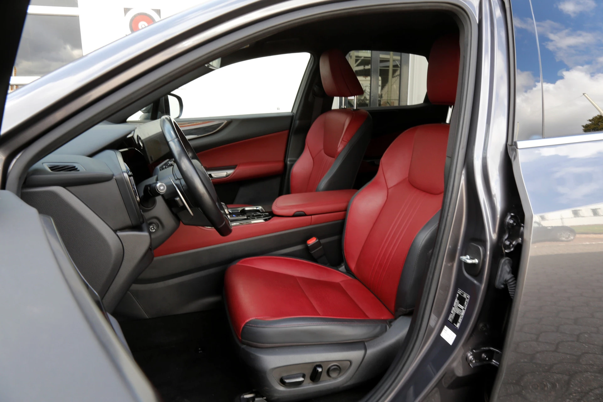 Hoofdafbeelding Lexus NX