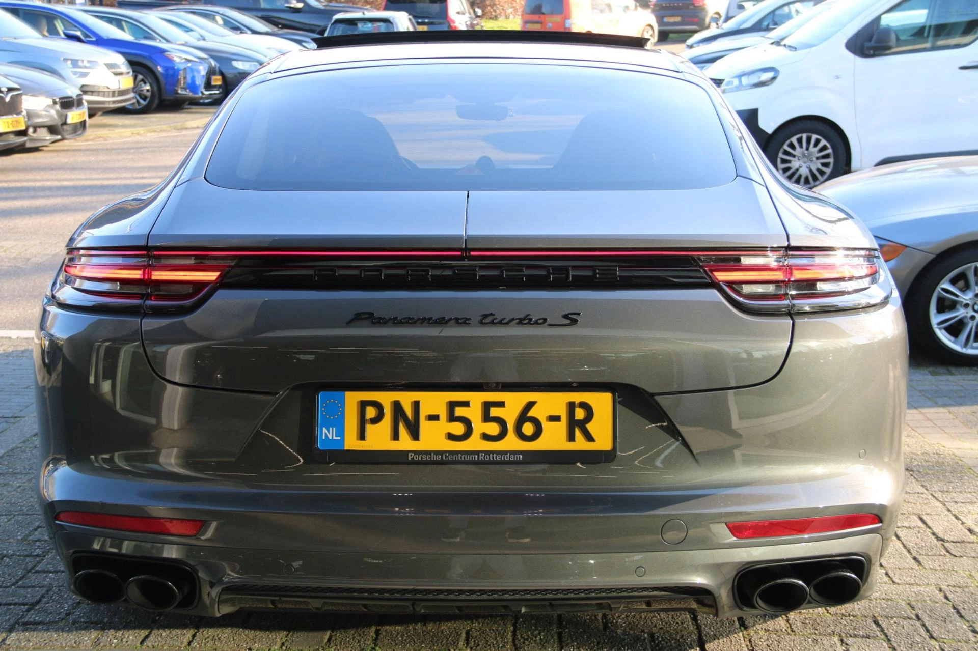 Hoofdafbeelding Porsche Panamera