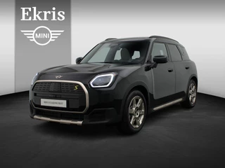 MINI Countryman SE ALL4 Favoured Trim + Pakket XL + Stuurwielrand Verwarmd + Trekhaak + Panoramadak + Elektrisch Verstelbare Stoelen + Driving Assistant Professional + Harman Kardon + Head Up Display + 18''