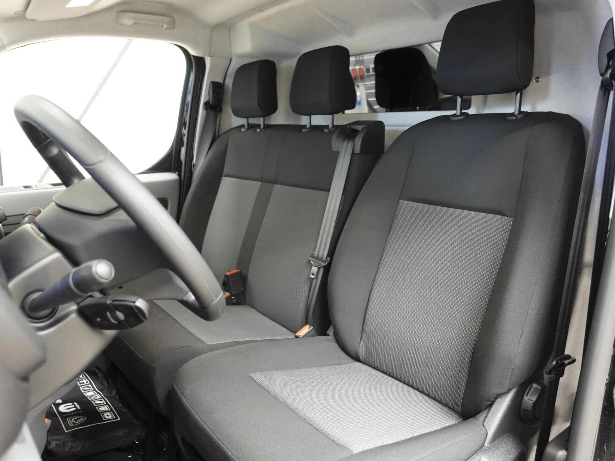 Hoofdafbeelding Peugeot e-Expert