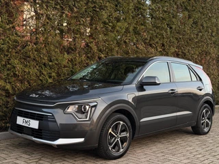 Hoofdafbeelding Kia Niro Kia Niro 1.6 GDi PHEV DynamicPlusLine CarPlay Camera