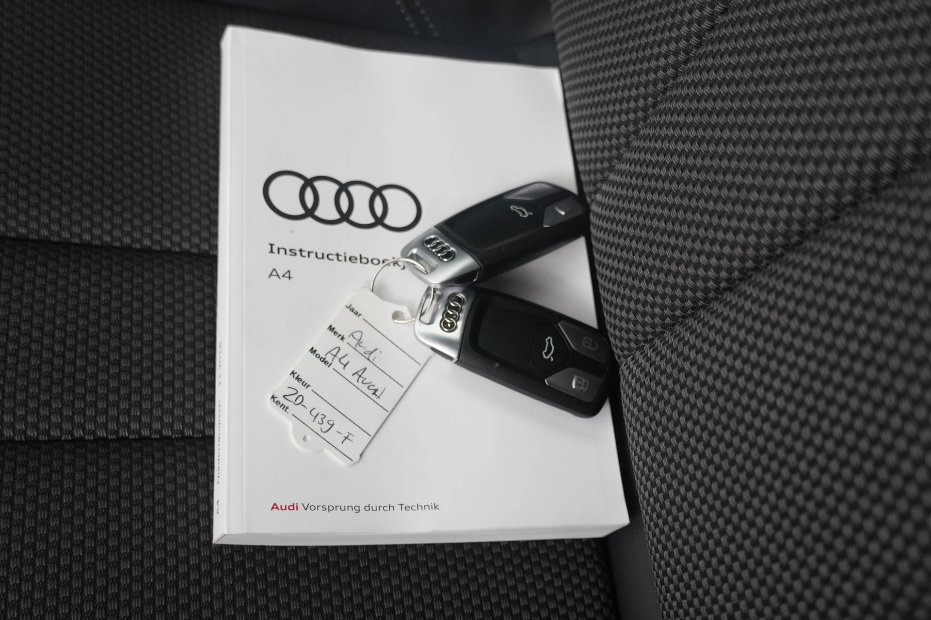 Hoofdafbeelding Audi A4