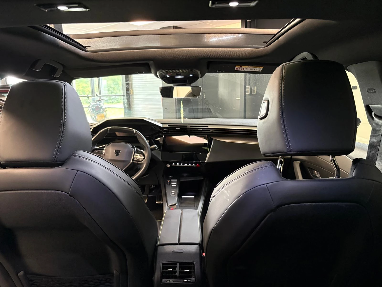 Hoofdafbeelding Peugeot 408