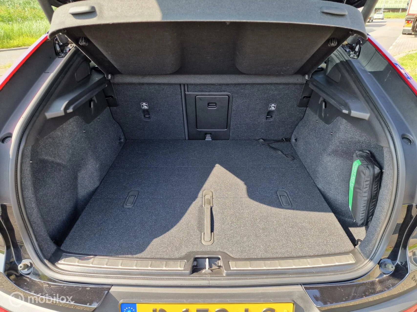 Hoofdafbeelding Volvo C40