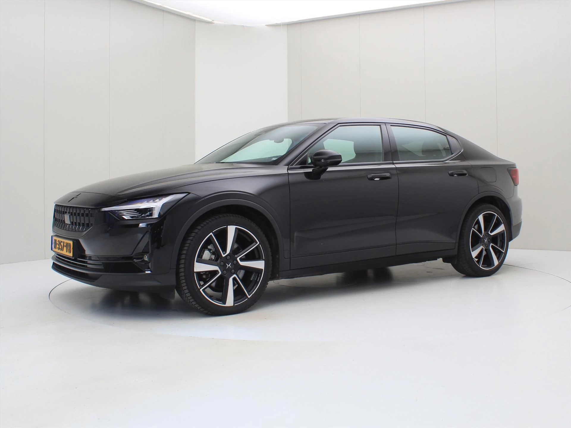 Hoofdafbeelding Polestar 2