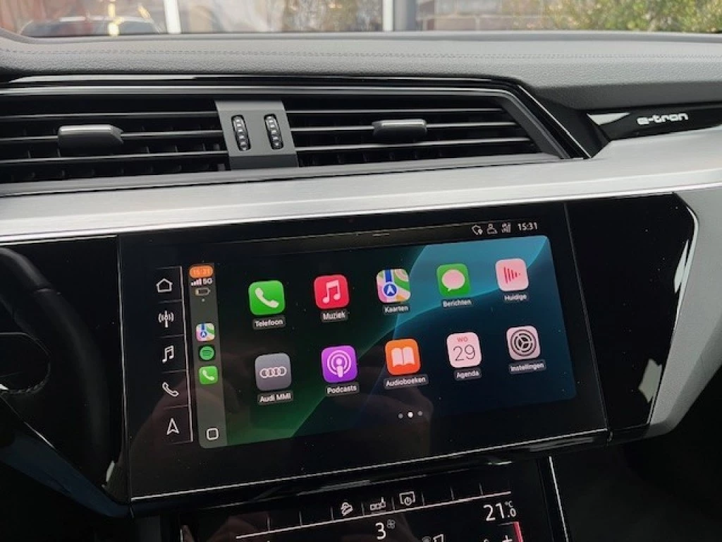 Hoofdafbeelding Audi e-tron