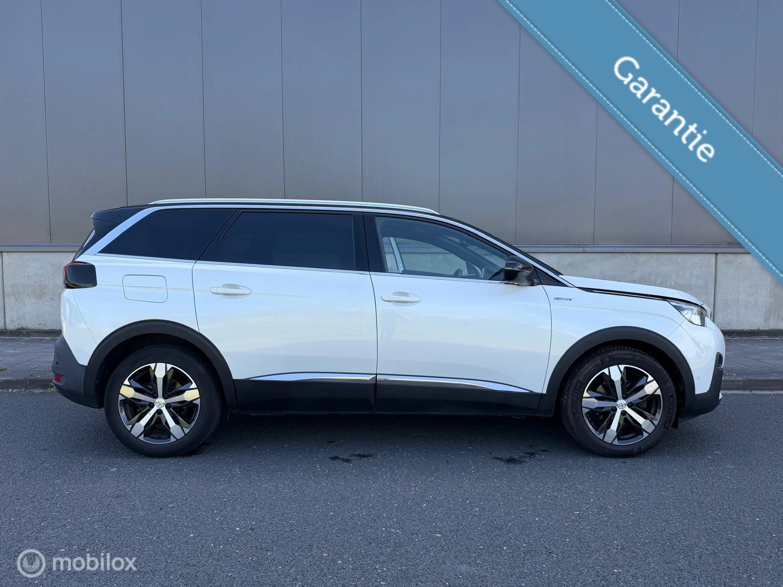 Hoofdafbeelding Peugeot 5008