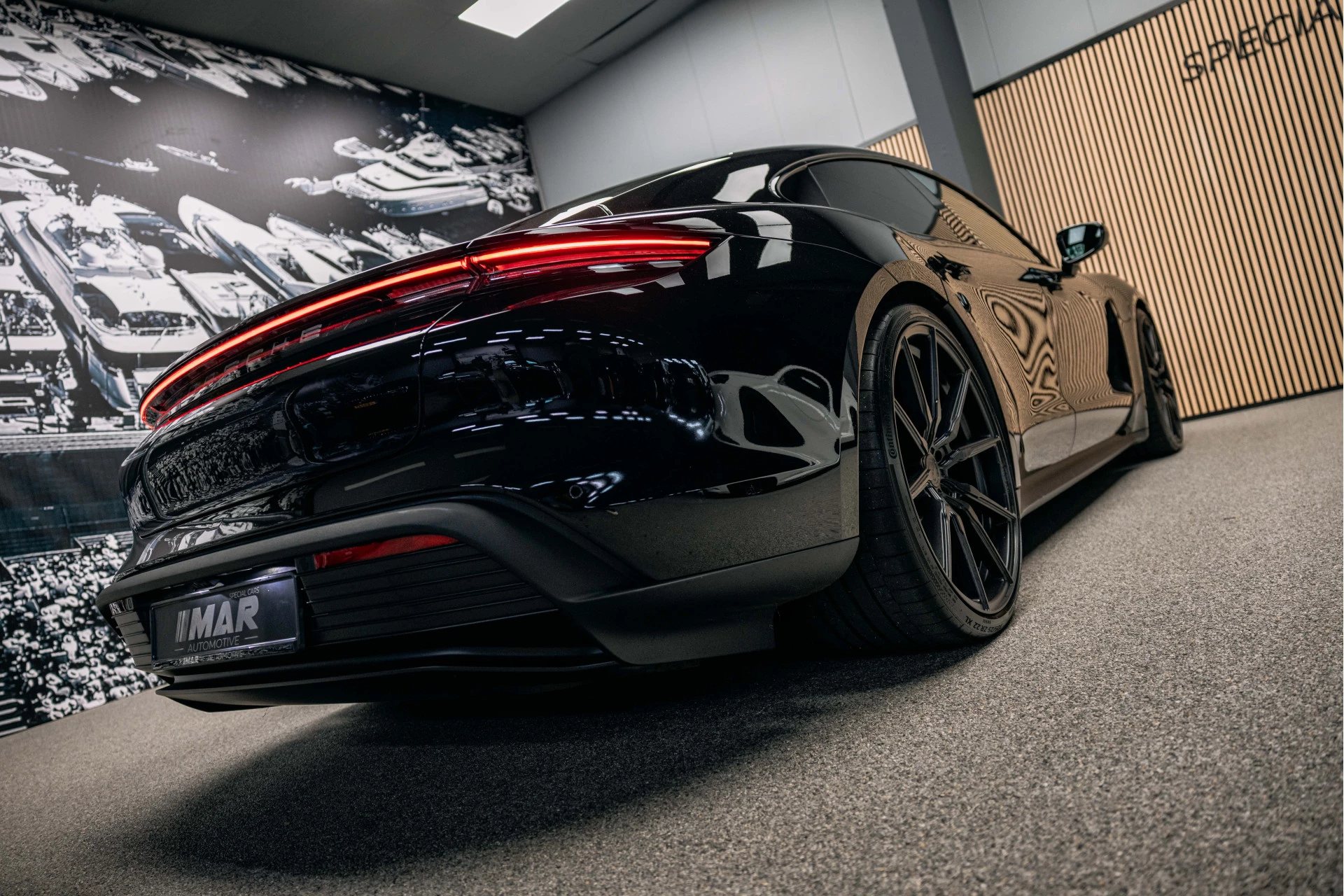 Hoofdafbeelding Porsche Taycan